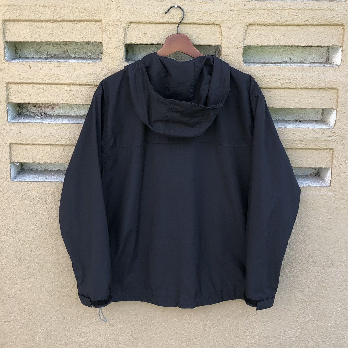 The North Face Vintage The North Face Black Light Jacket Size US M / EU 48-50 / 2 - 8 Thumbnail