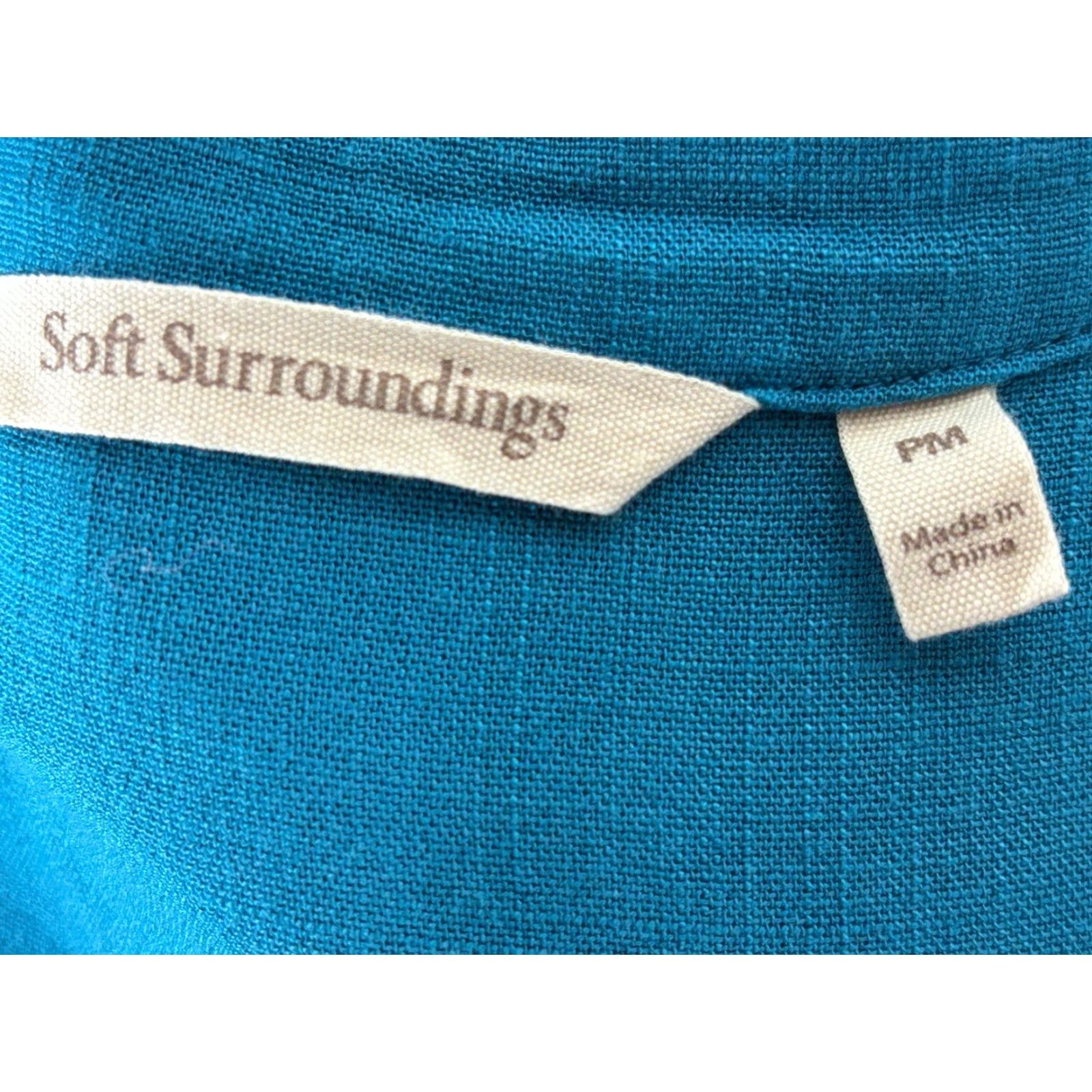 Soft Surroundings VINTAGE Soft Surroundings Tunic Blouse Shirt Womens Petite PM Teal Eyelet Embroidered Long Sleeve Button Roll Tab Rayon Blend United States? Size M / US 6-8 / IT 42-44 - 7 Thumbnail