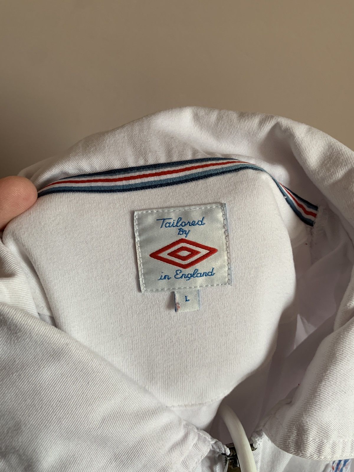 Umbro England Vintage Football Sweatshirt Umbro Soccer Retro Sz L Size US L / EU 52-54 / 3 - 10 Thumbnail