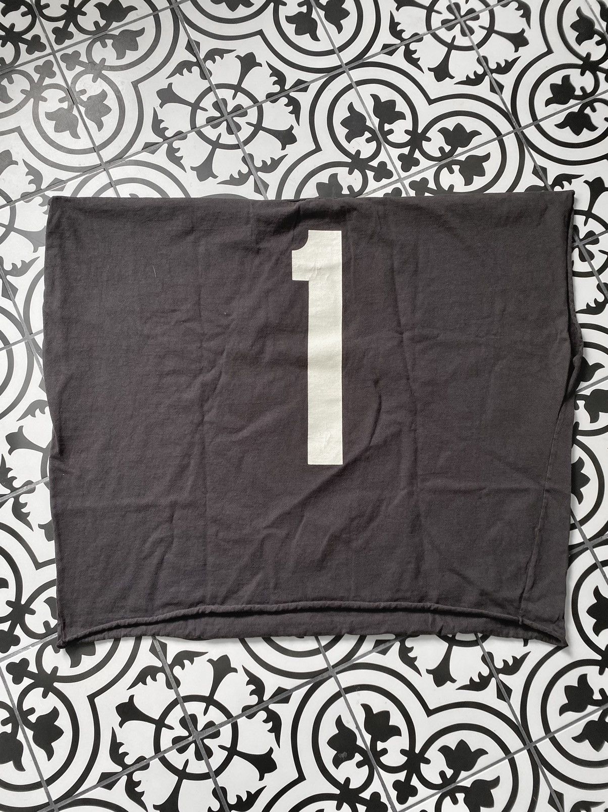 Kanye West ¥$ Vultures 1 Sleeveless Tee Size US L / EU 52-54 / 3 - 2 Thumbnail