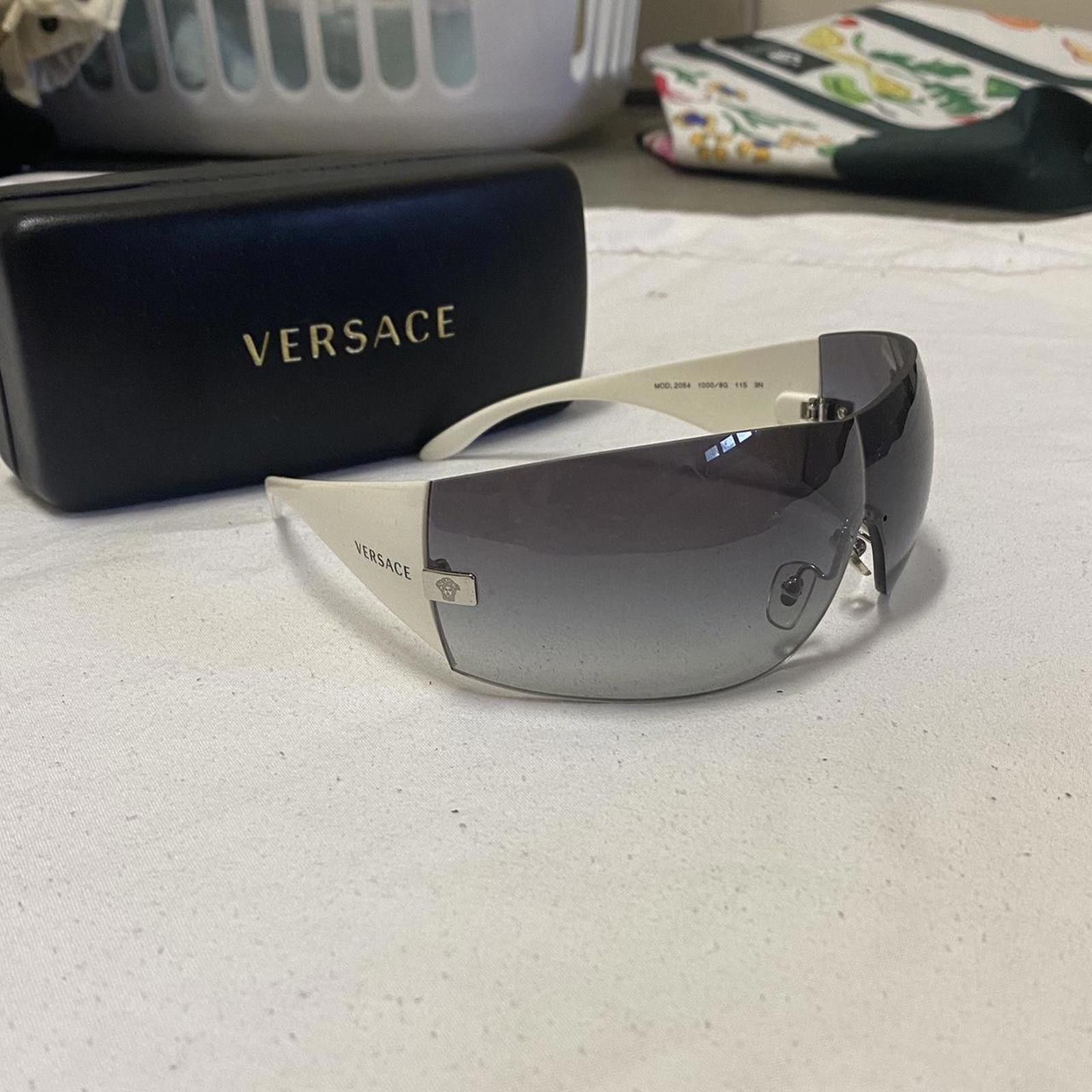 Versace Versace VE2054 shield sunglasses / sunnies Size ONE SIZE - 1 Thumbnail