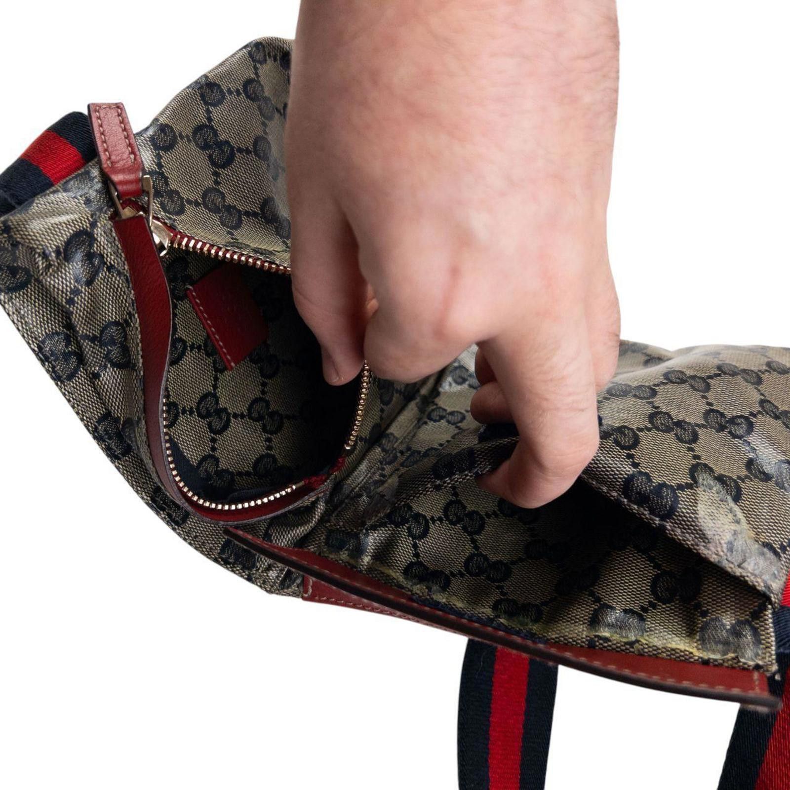 Gucci Vintage Gucci Monogram Crossbody Bag Size ONE SIZE - 5 Thumbnail