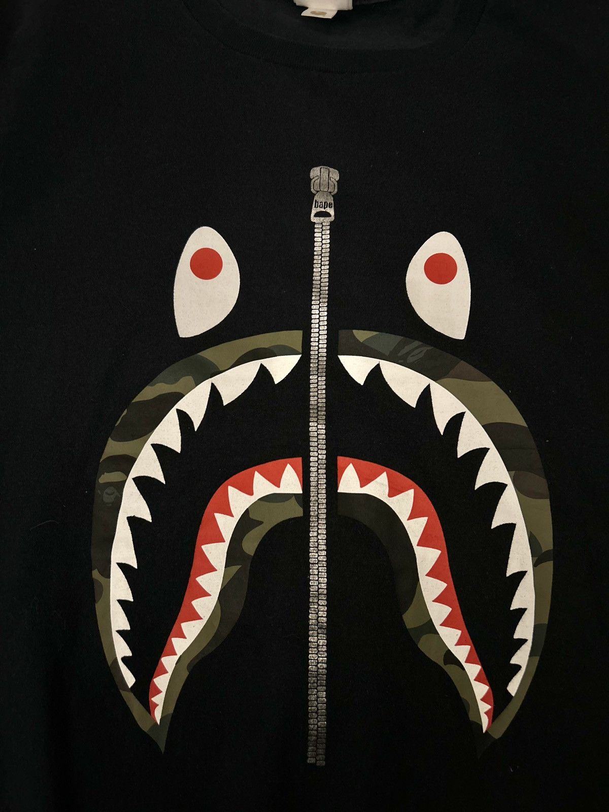 Bape 💥CRAZY💥 BAPE SHARK CAMO HEAD LOGO LININGS TEE Size US XXL / EU 58 / 5 - 2 Thumbnail