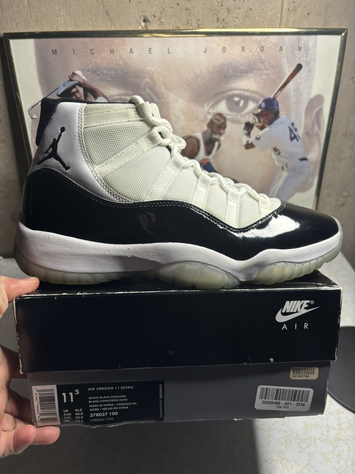 Jordan Brand Air Jordan 11 Retro Concord Size US 11.5 / EU 44-45 - 1 Thumbnail