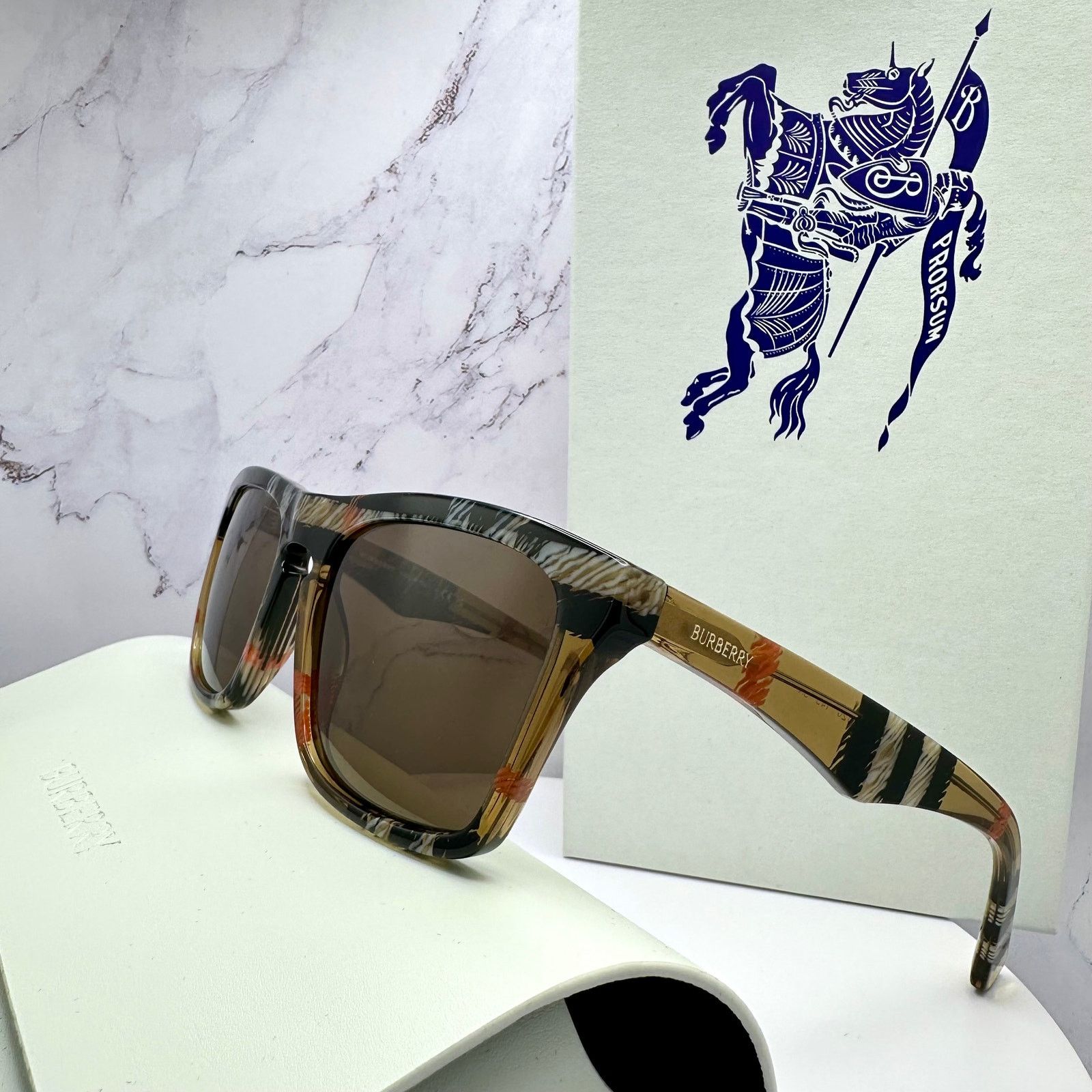Burberry New Burberry Sunglasses Brown Black Square Classic Check Size ONE SIZE - 14 Thumbnail