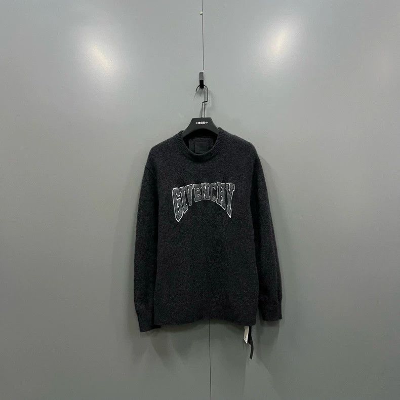 Givenchy Givenchy Black Grey Embroidered Logo Knit Sweater XXL Size Size US XXL / EU 58 / 5 - 1 Thumbnail