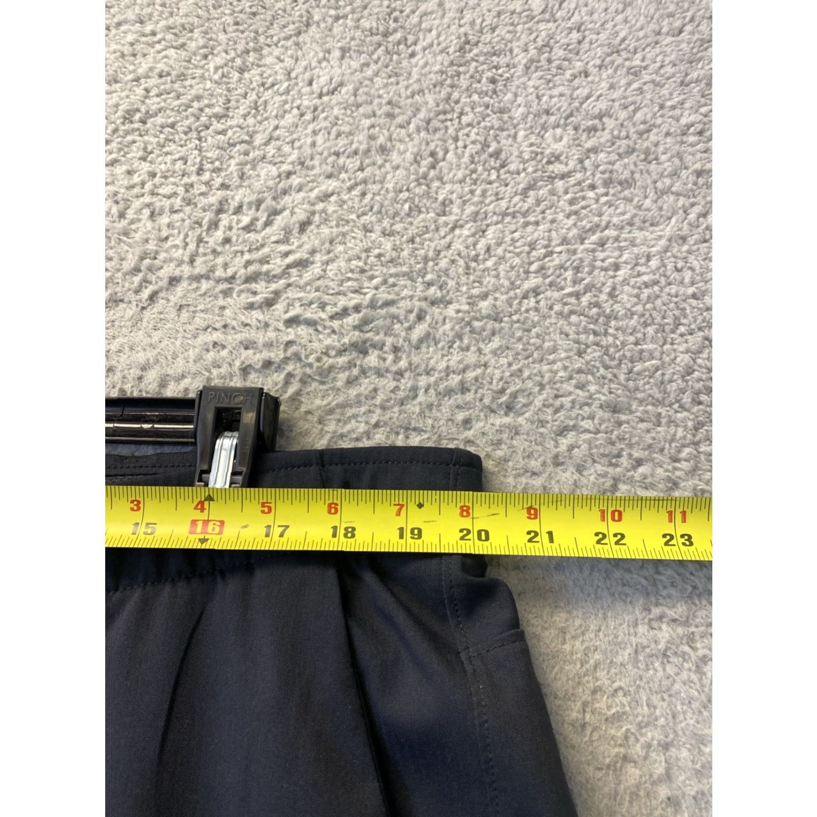 Under Armour Under Armour Pants Mens 40x32 Black Performance Chino Golf Stretch Wrinkle Resistant Lightweight Windproof Flat Front Logo 40in Inseam Mens Size US 40 / EU 56 - 5 Thumbnail