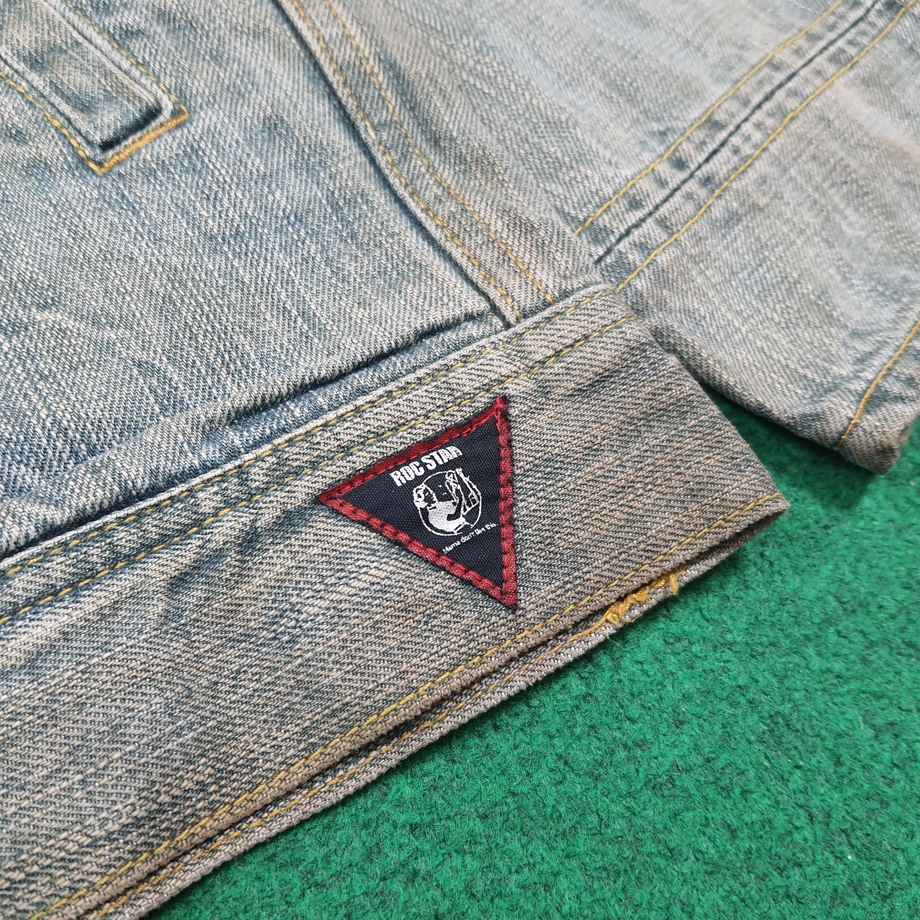 Vintage Vintage Roc Star Light Wash Denim Hoodie Jacket C308N9 Size US L / EU 52-54 / 3 - 3 Thumbnail