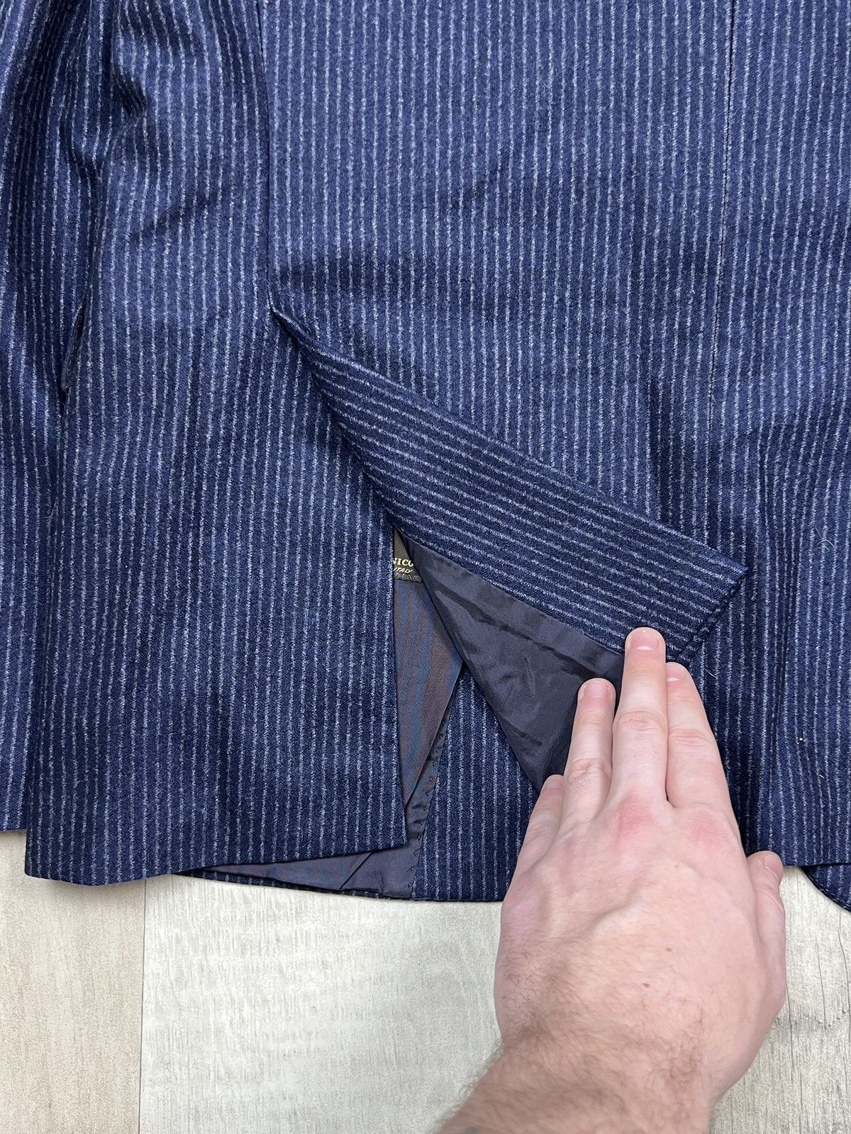 Baldessarini Baldessarini 2 Button Striped Wool Blazer (Y0179) Size 50R - 7 Thumbnail