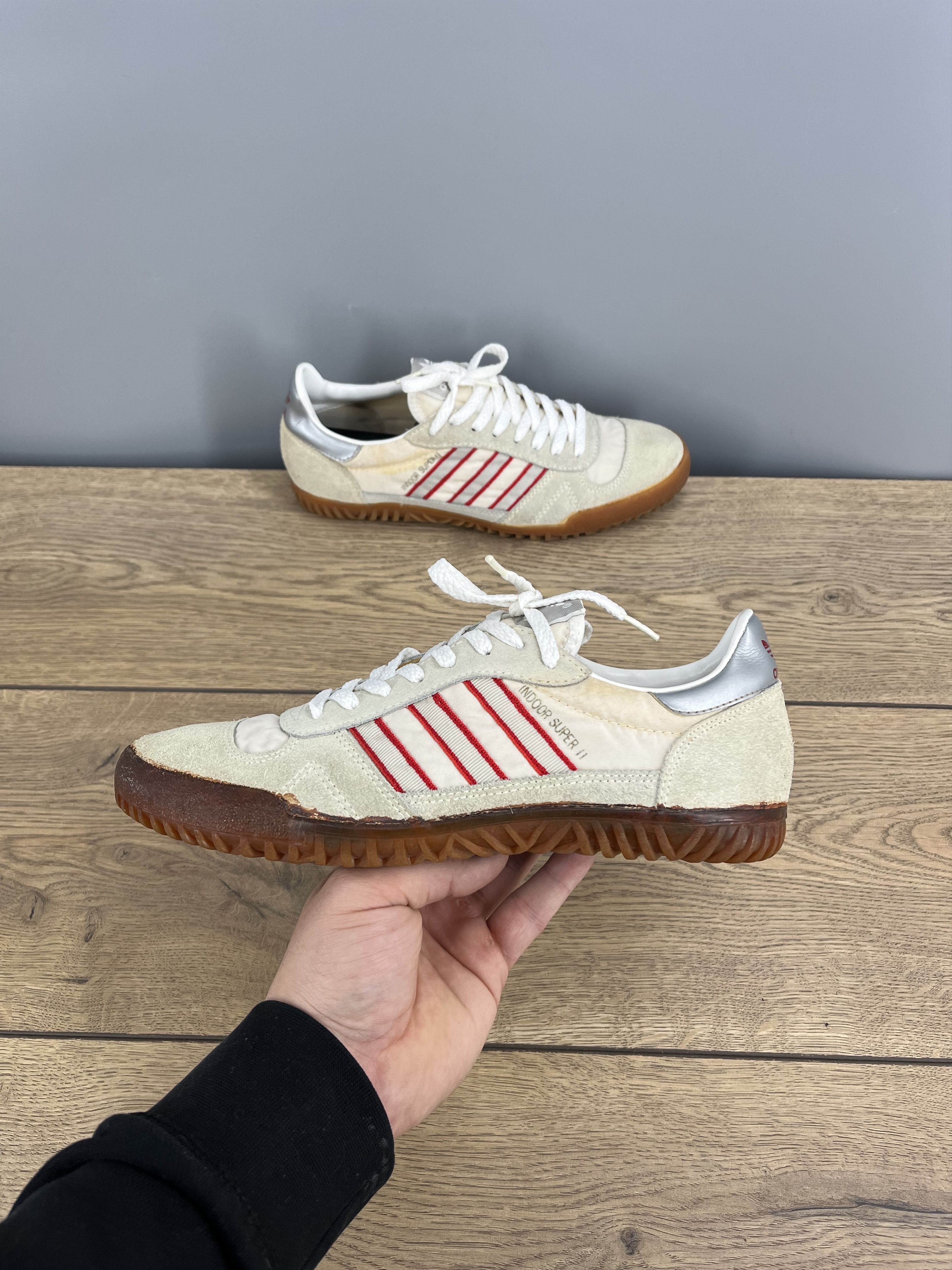 Adidas adidas Indoor Super II Vintage Suede Sneakers Cream Red Size US 7 / IT 37 - 1 Thumbnail