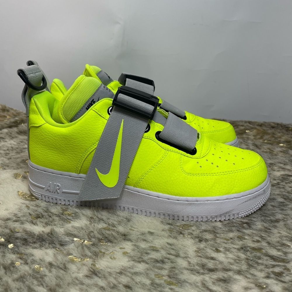 Nike Nike Air Force 1 Utility Neon Sneakers Size 9 Size US 9 / EU 42 - 1 Thumbnail