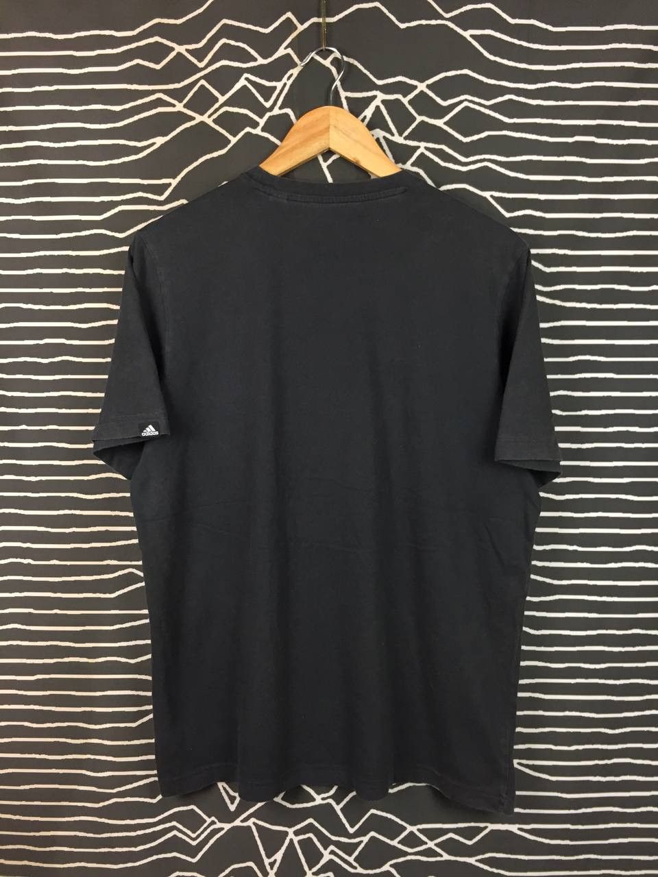 Adidas Adidas Our World Is Your World Explore Nature Graphic Tee Size US L / EU 52-54 / 3 - 7 Thumbnail