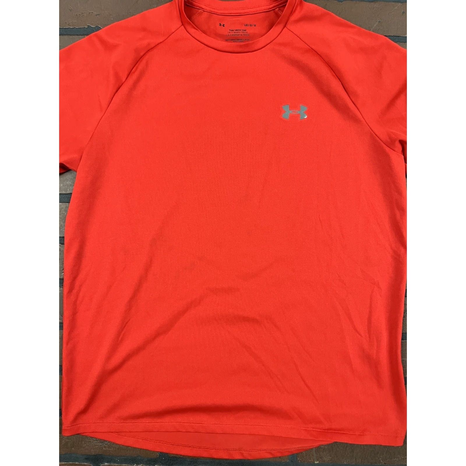 Under Armour Under Armour T-Shirt The Tech Tee Casual Red Activewear Men’s Large Size US L / EU 52-54 / 3 - 2 Thumbnail