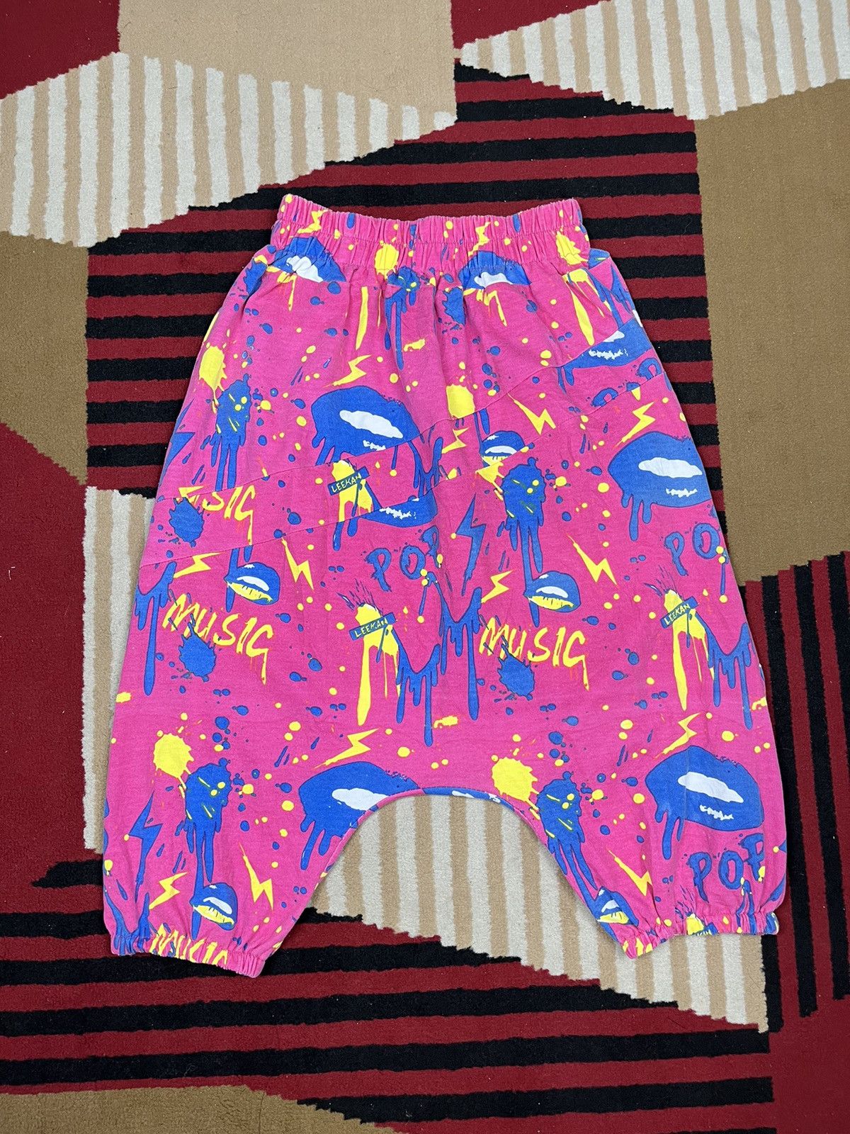 Japanese Brand Cropped Pants Full Print Y2k Style By ACDC Rag Size US 28 / EU 44 - 5 Thumbnail