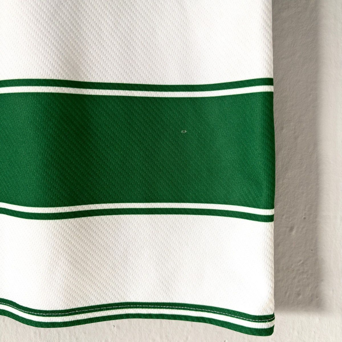New Balance × Vintage 2015 2016 Celtic Scotland New Balance Home Kit Soccer Jersey Size US M / EU 48-50 / 2 - 8 Thumbnail