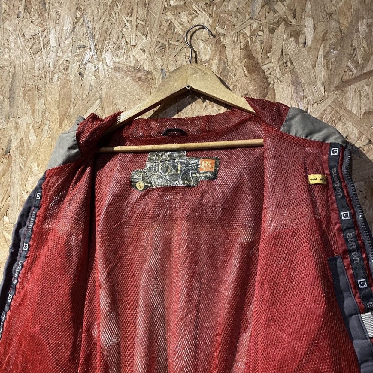 Burton × Vintage VINTAGE Burton Gorpcore Waterproof Jackets Size US L / EU 52-54 / 3 - 13 Thumbnail