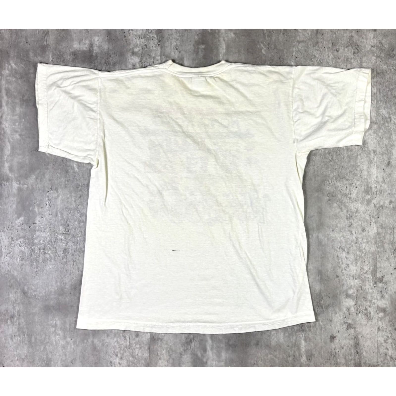 Vintage VINTAGE I Survived Hong Kong T Shirt Art Promo White size M 90s USA T-Shirt Mens Graphic Print Crew Neck Short Sleeve Cotton Vintage YES Size US M / EU 48-50 / 2 - 2 Thumbnail