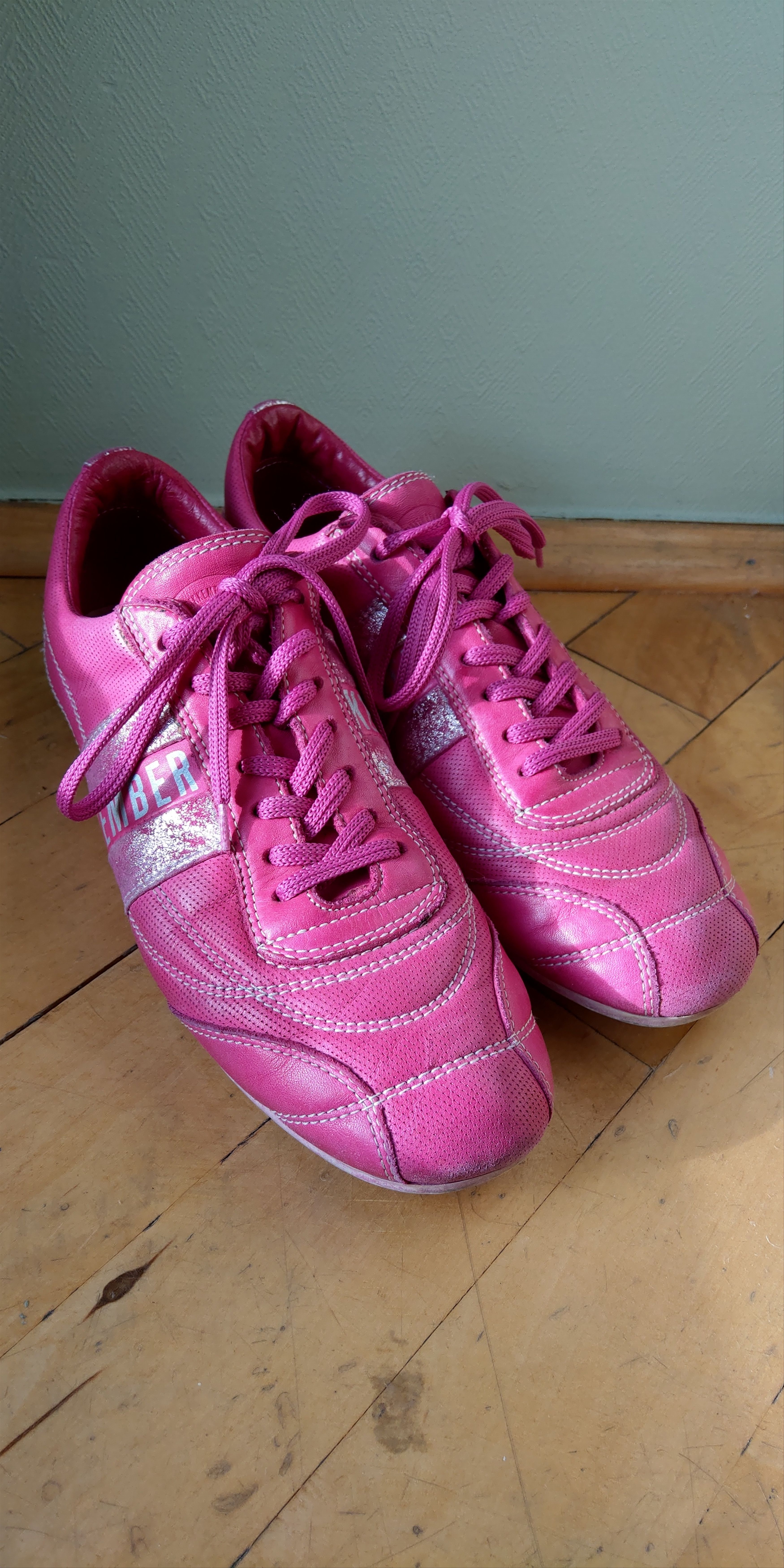 Dirk Bikkembergs 100% Leather DB Trainers Shoes Football