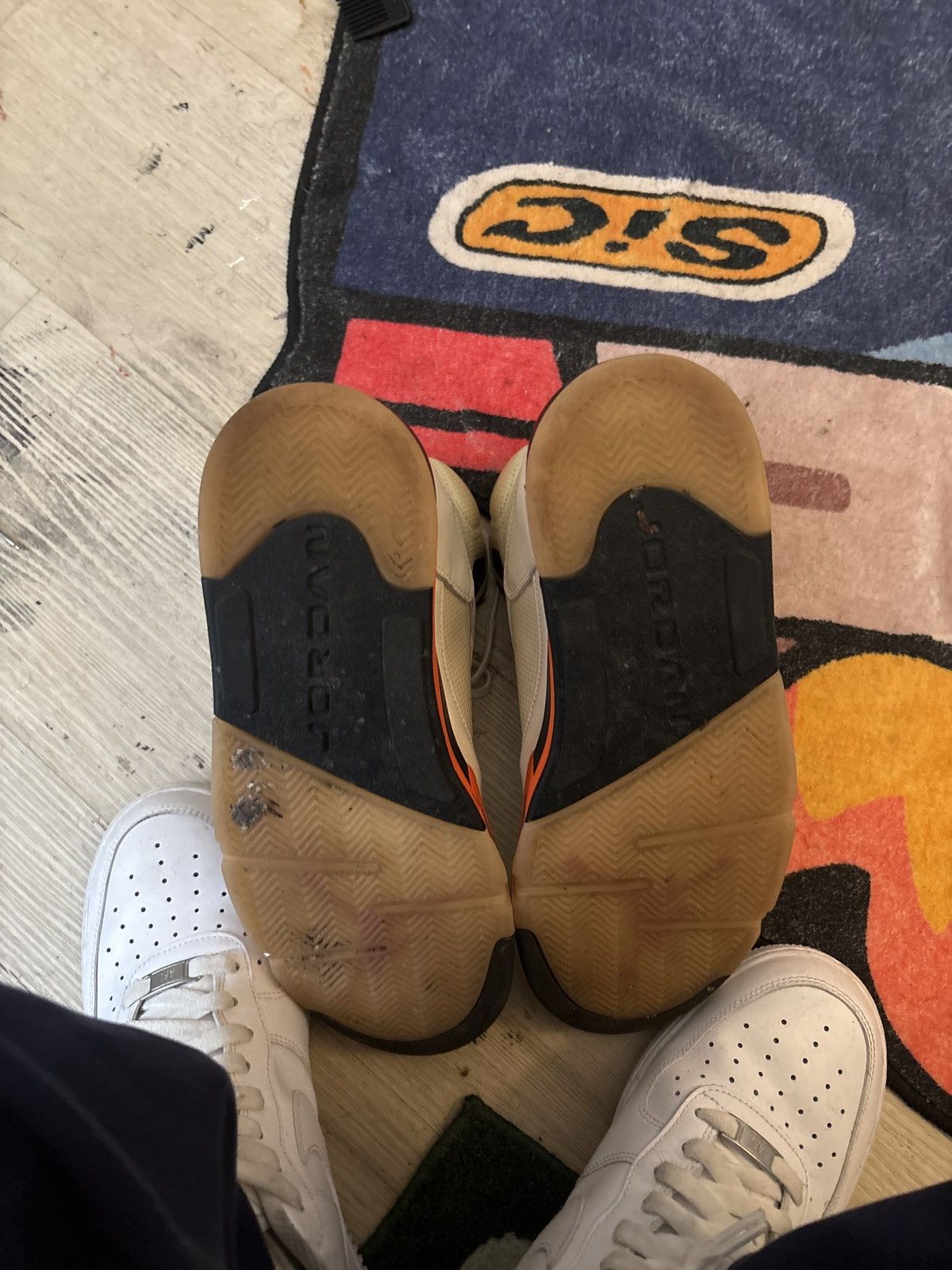 Jordan Brand Jordan 5. “ Shattered backboards “ Size US 10.5 / EU 43-44 - 2 Thumbnail