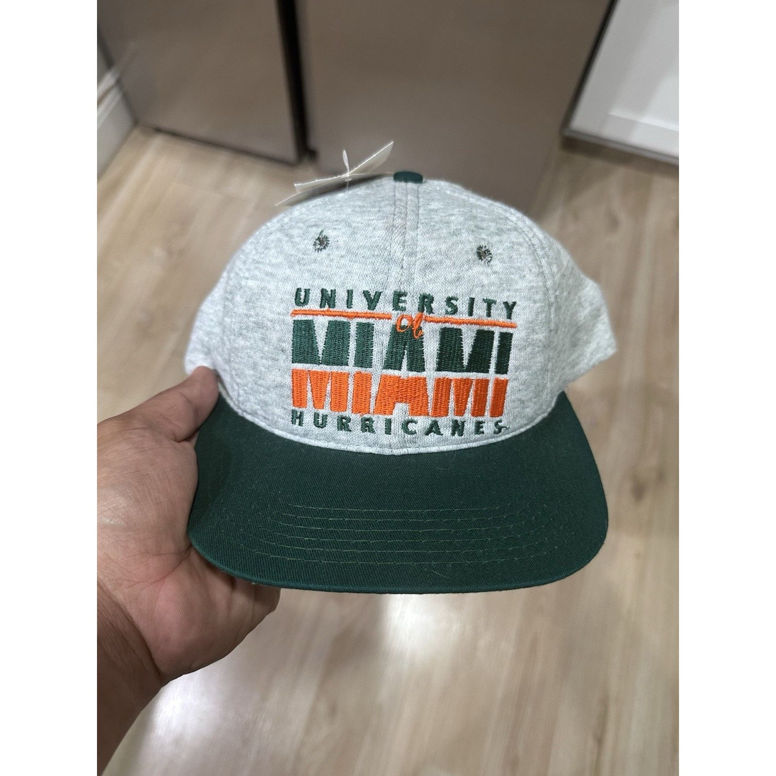 & Other Stories Vintage 90s University Of Miami Hurricanes SnapBack Hat Size ONE SIZE - 1 Thumbnail