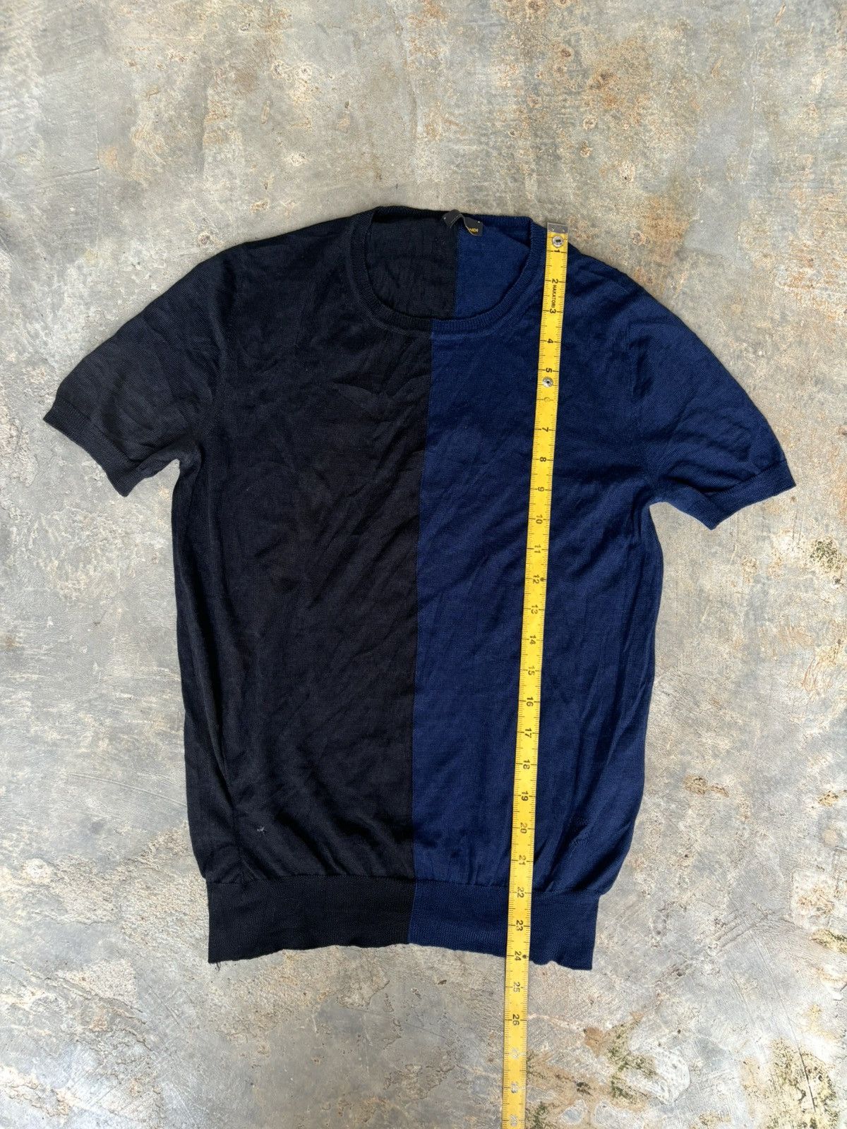 Fendi Fendi Italy Tshirt Size L / US 10 / IT 46 - 10 Thumbnail