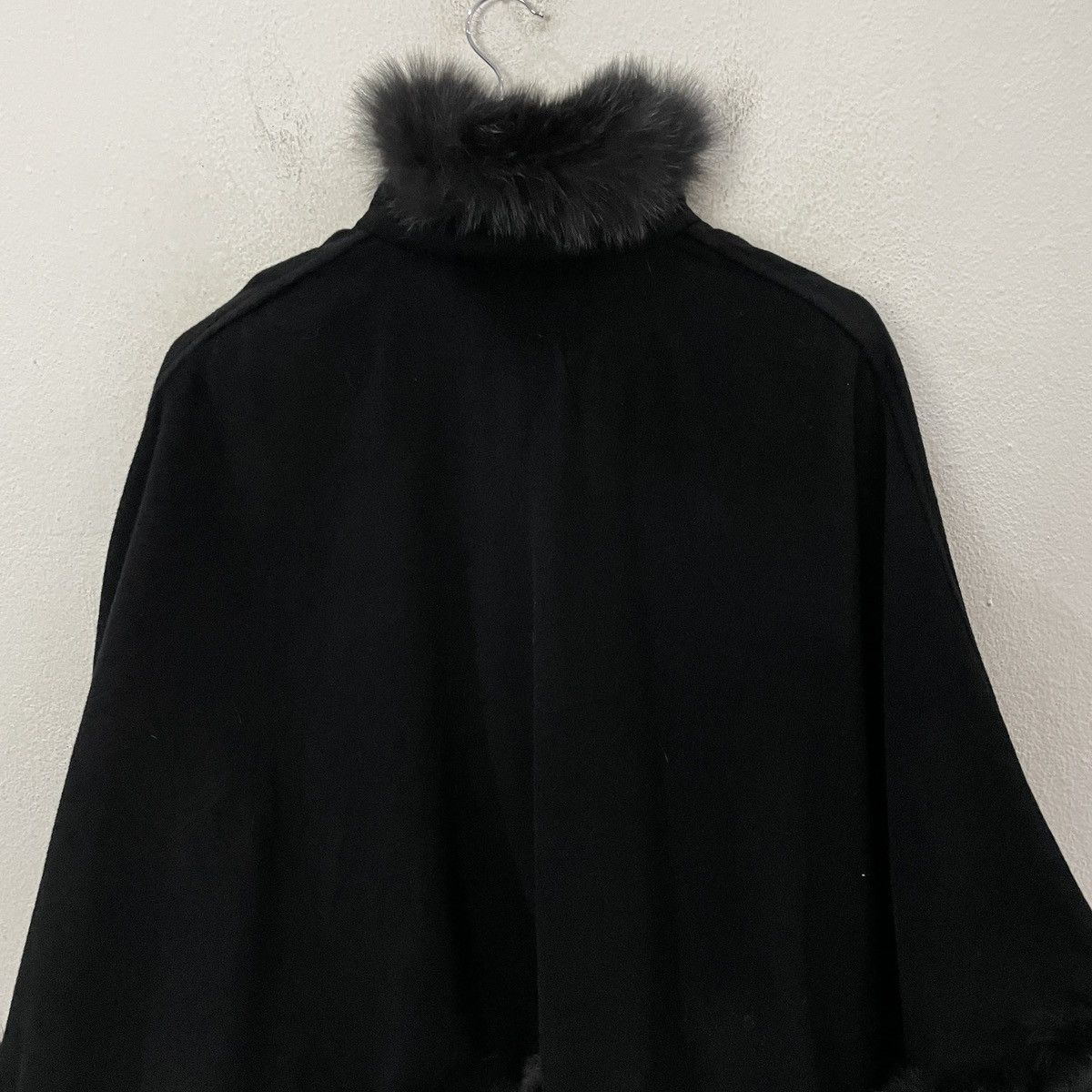 Sagafurs Vintage Sagafurs Ponchos Size US M / EU 48-50 / 2 - 15 Thumbnail