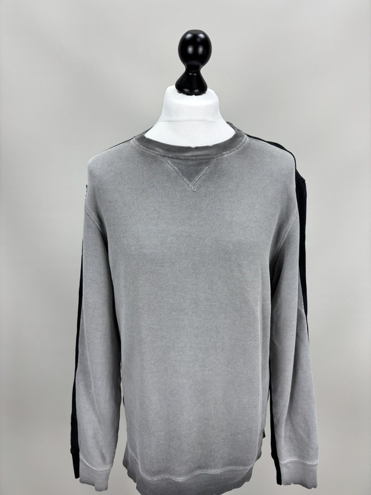 Diesel Mens sweatshirt Y2k Diesel Size L Color Gray Size US L / EU 52-54 / 3 - 2 Thumbnail