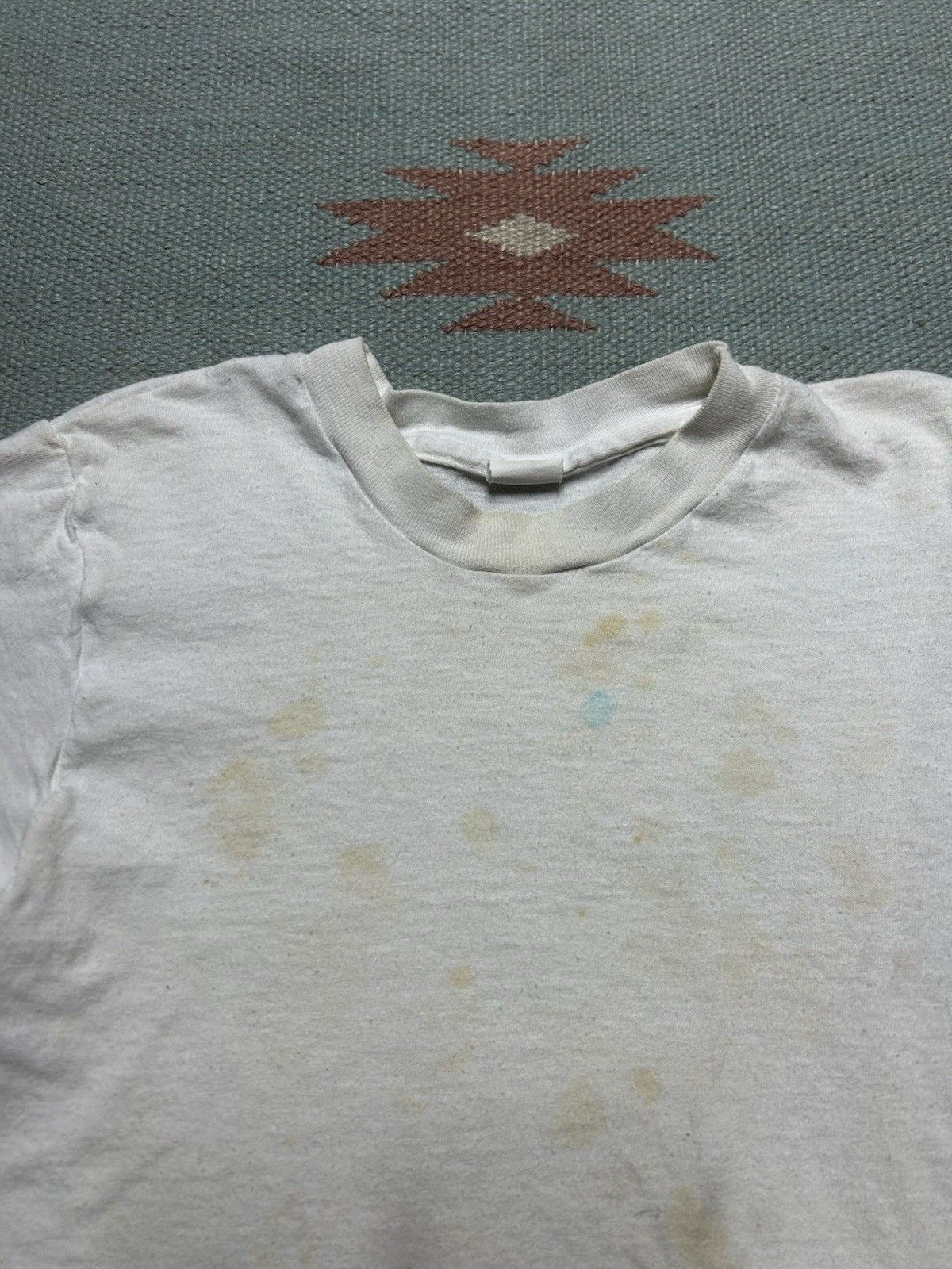 Vintage Vtg blank white t shirt fruit loom distress kids M baby tee Size XS / US 0-2 / IT 36-38 - 4 Thumbnail