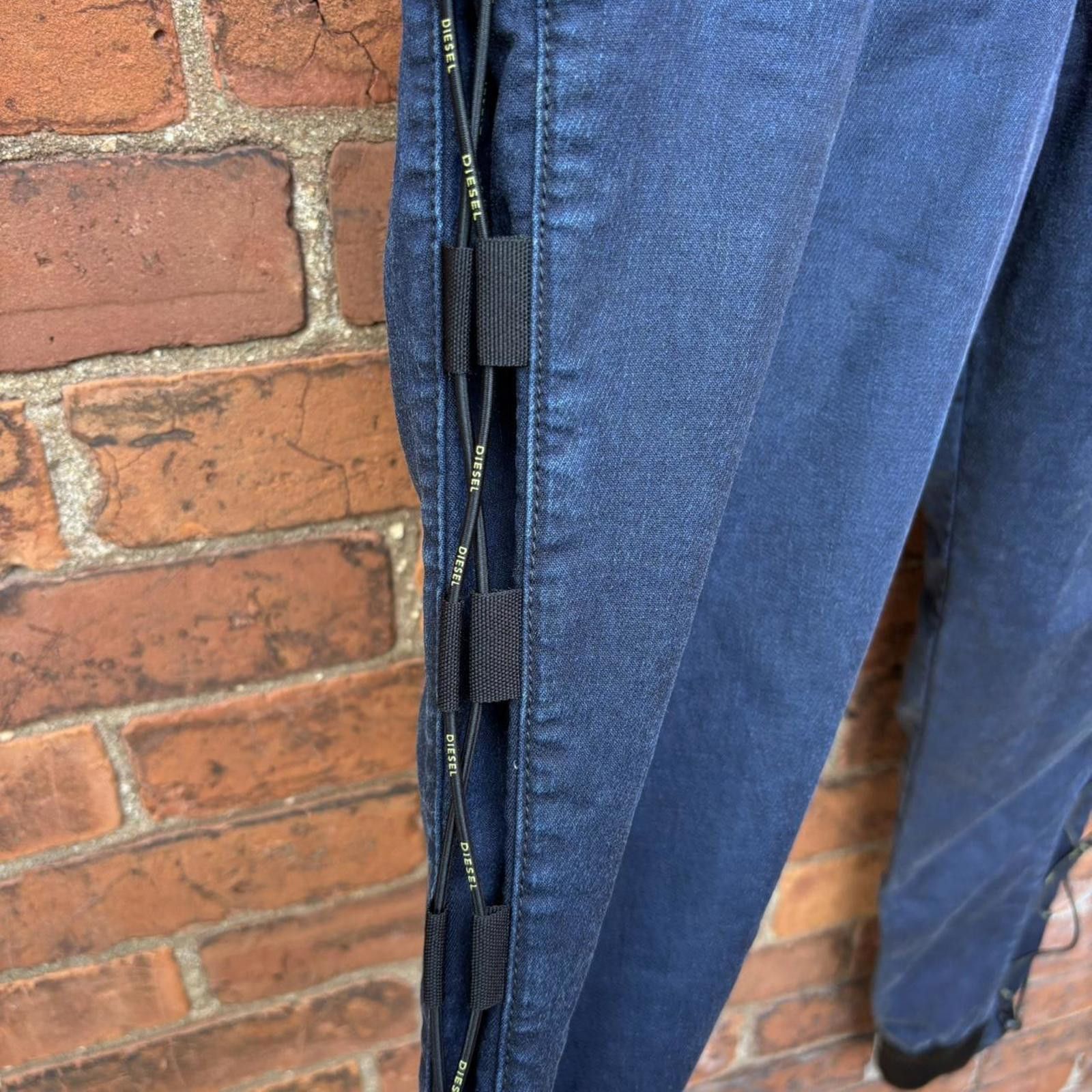 Diesel diesel sweatpants 00s 25 trackpants strings Size 42" / US 20 - 4 Thumbnail
