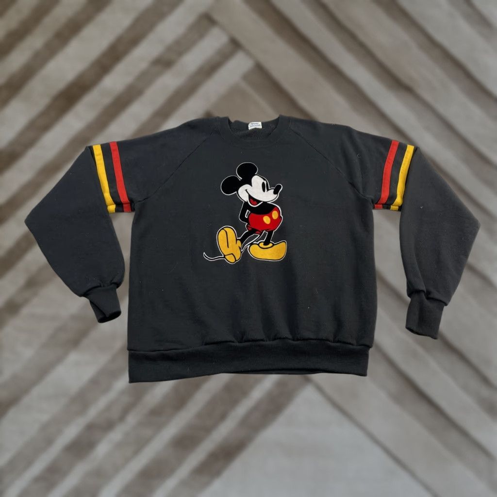 Disney VINTAGE Disney Character Fashions Mickey Mouse Sweatshirt Sweatshirt Men XL Black Cotton Blend 80s Disney Pullover Mens Mouse Size US XL / EU 56 / 4 - 1 Thumbnail