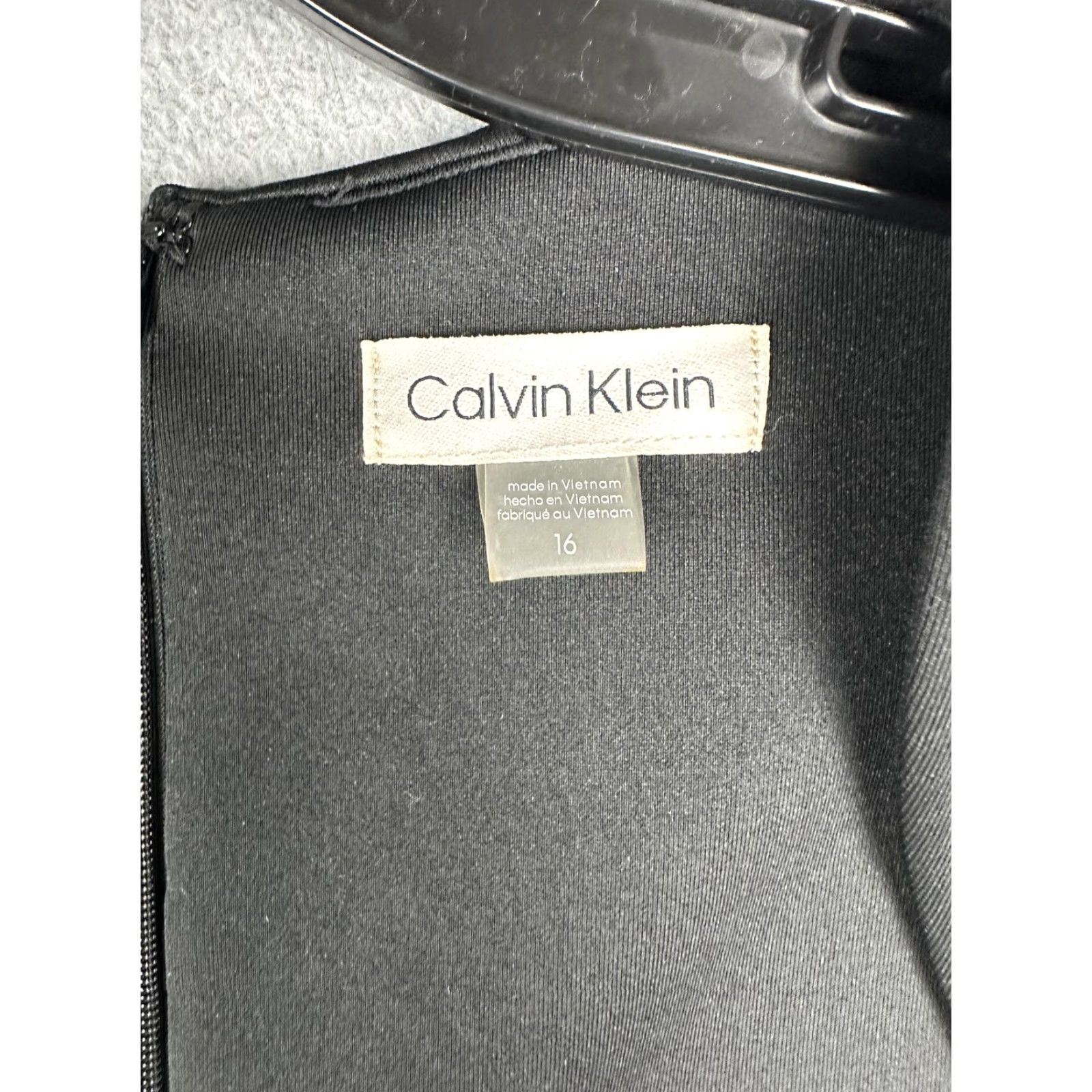Calvin Klein Calvin Klein Dress Women 16 Black Sleeveless Square Neck Sheath Knee Length LBD Size XXL / US 16-18 / IT 52-54 - 3 Thumbnail