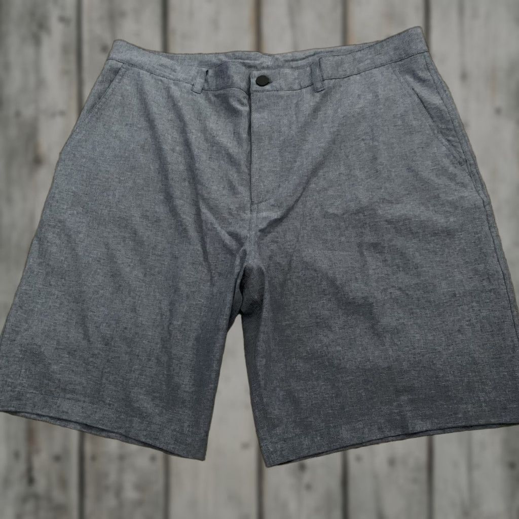 Vintage Tackle & Tides Shorts Mens Sz 38 Chino Performance Lightweight Blue Regular Chino Shorts 38in Inseam 9in Blue Lightweight Pockets Belt Loops Size US 38 / EU 54 - 1 Thumbnail