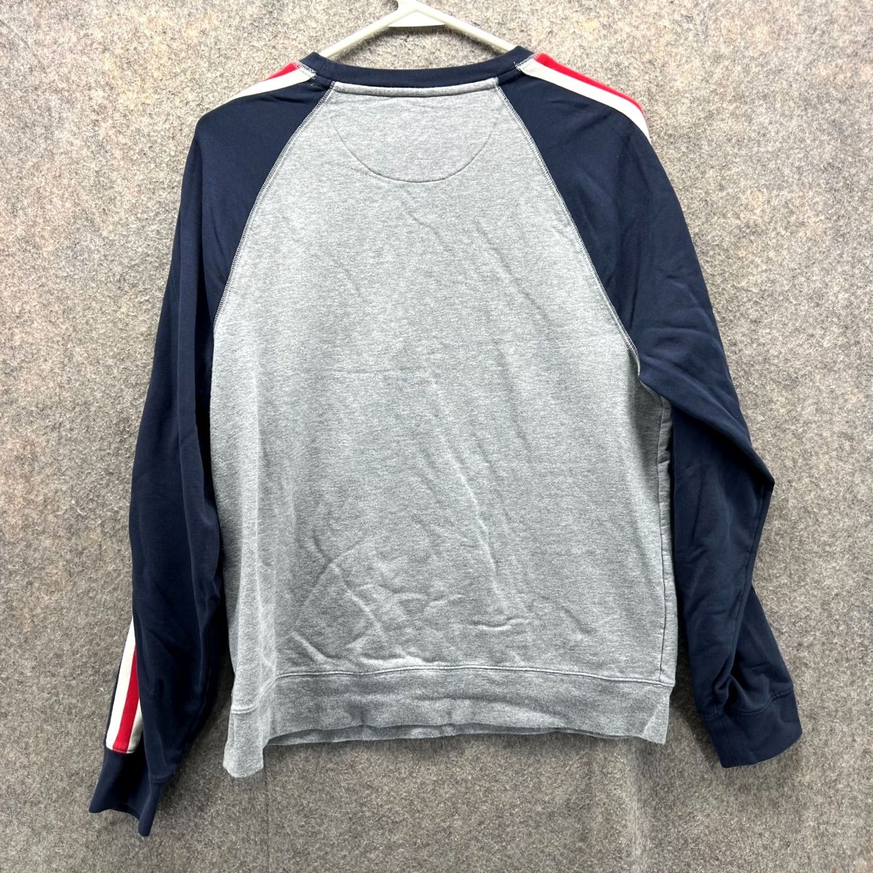 Brooks Brothers VINTAGE Brooks Brothers Sweater Men Medium NYC Gray Pullover Crewneck Fleece Vtg Red Logo Blue All Seasons Mens Size US M / EU 48-50 / 2 - 3 Thumbnail