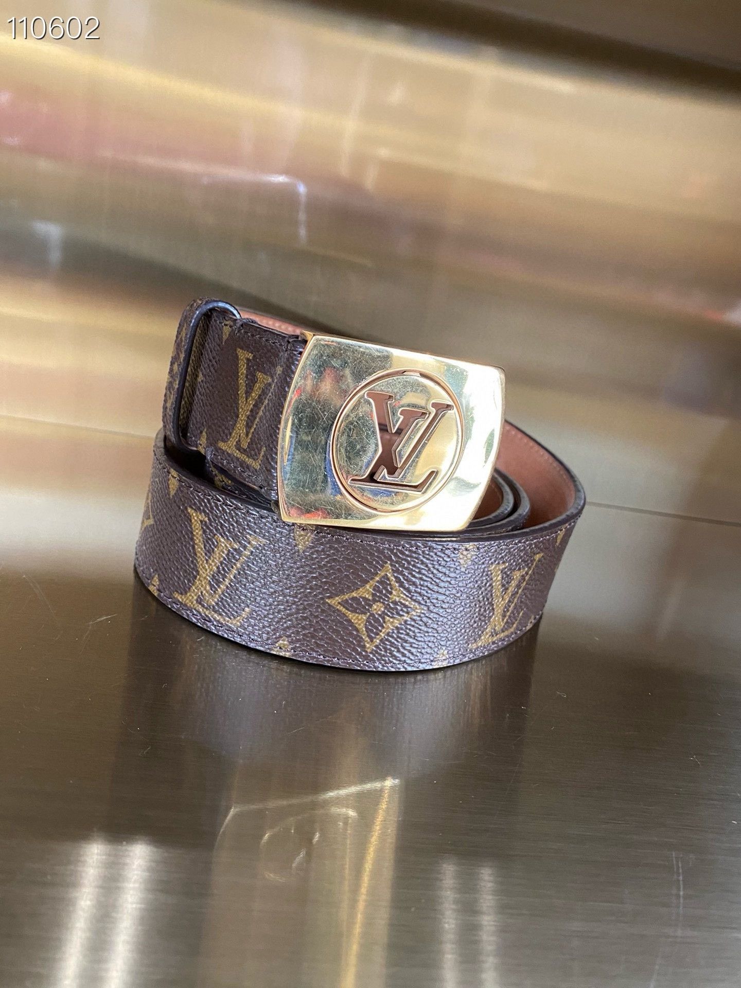 Louis Vuitton Louis Vuitton Monogram Belt Size ONE SIZE - 1 Thumbnail