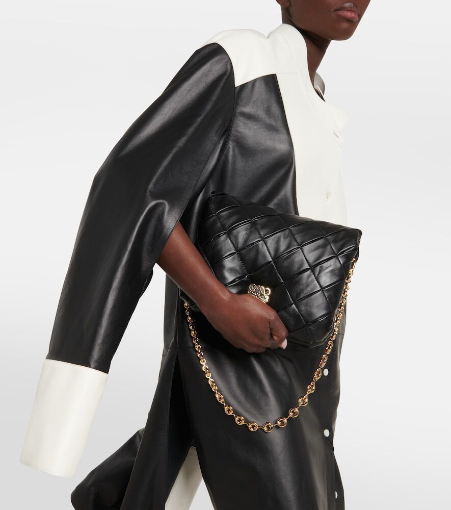 Loewe *NEW* GOYA LEATHER PUFFER PLEATED BAG BLACK $4,700 Size ONE SIZE - 8 Thumbnail
