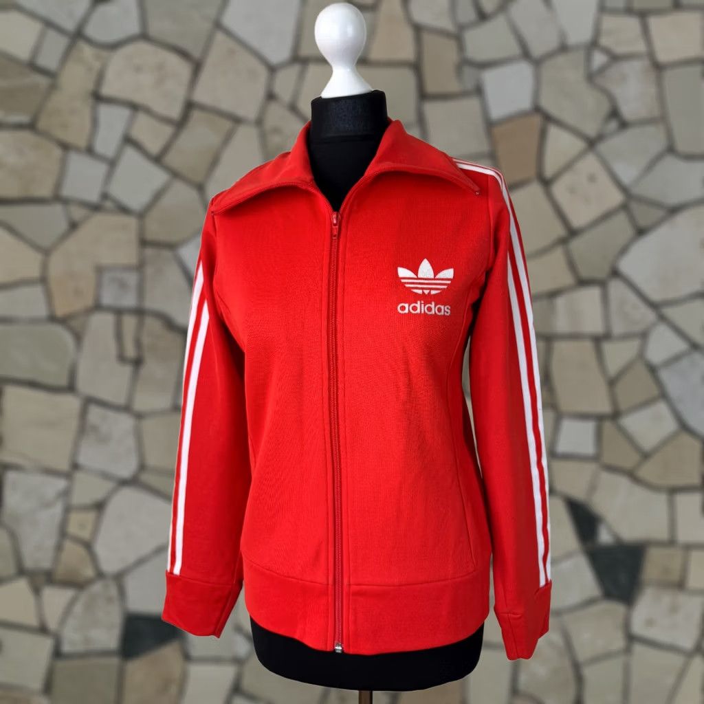 Adidas Adidas Originals Womens Track Jacket Red 38 UK 12 Size Jacket Formal Track Jacket Womens Red Adidas Originals 38 UK 12 Size XS / US 0-2 / IT 36-38 - 1 Thumbnail
