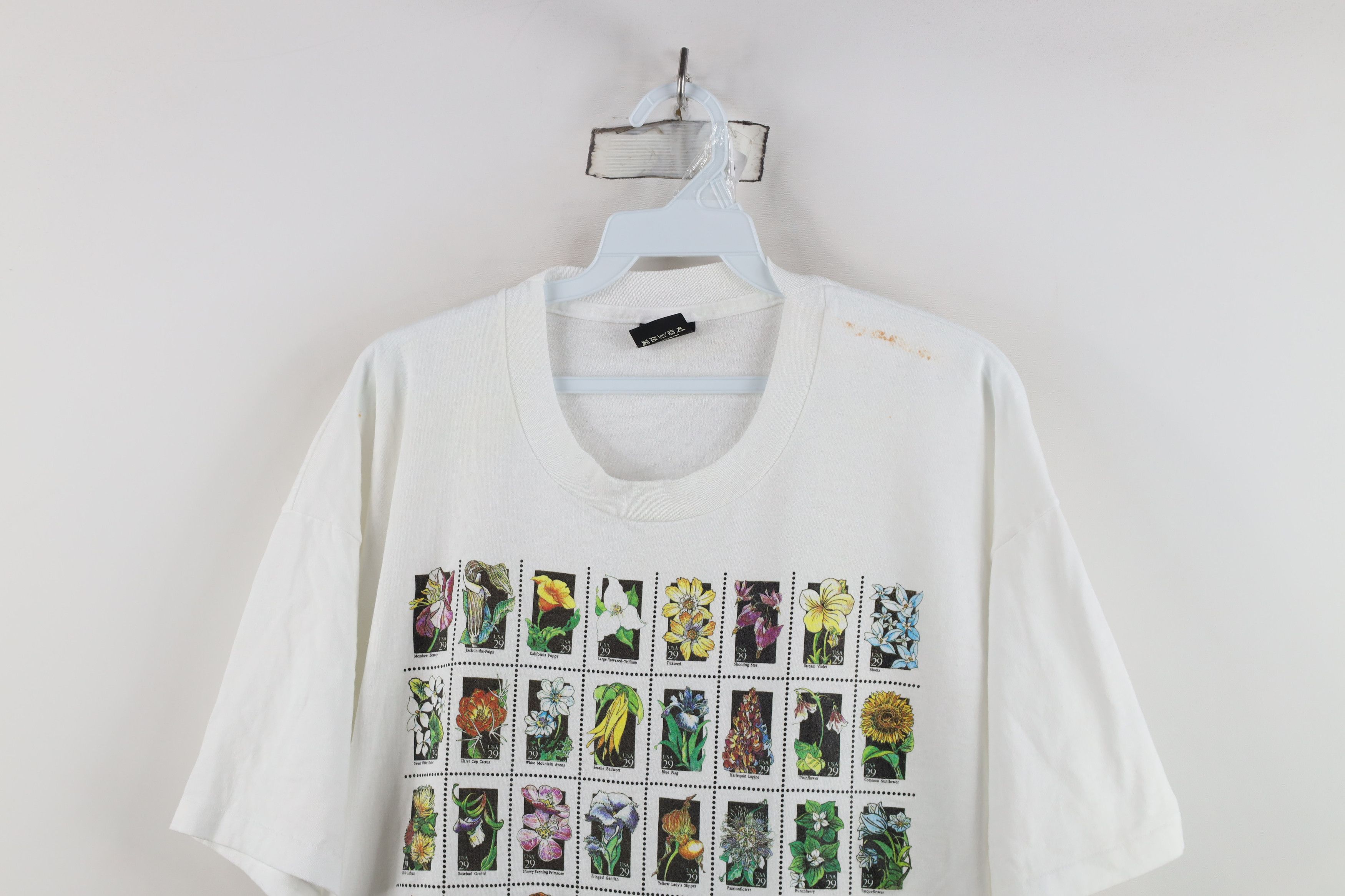 Vintage Vintage 90s Streetwear Postage Stamps Flower T-Shirt USA Size XL / US 12-14 / IT 48-50 - 2 Thumbnail