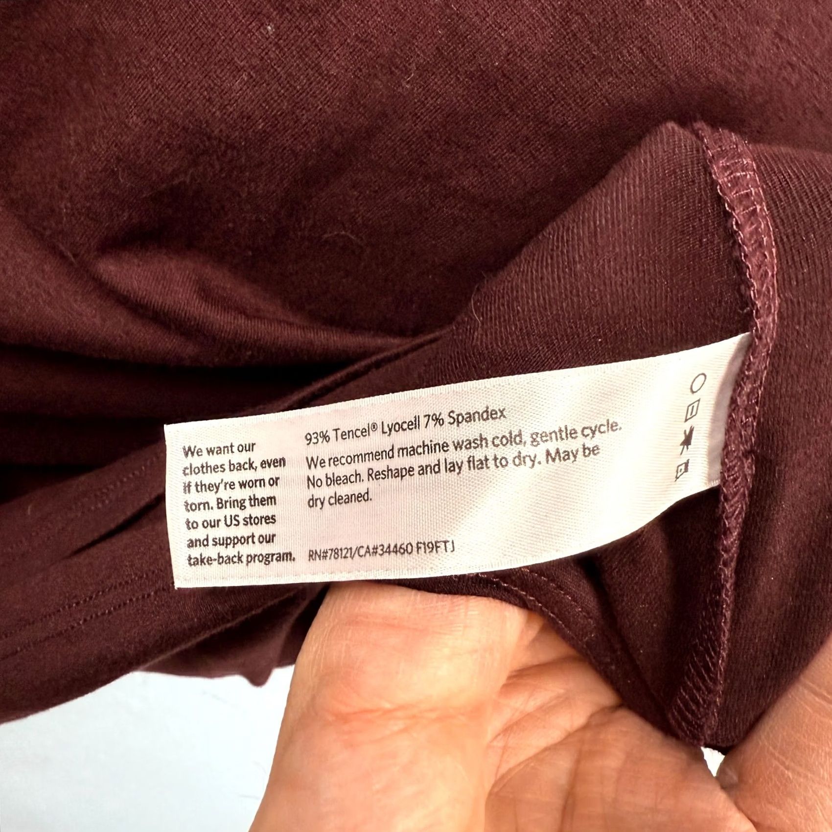 Eileen Fisher VINTAGE Eileen Fisher Tulip-Sleeve Shift Dress Petite Small Wine Boat Neck Stretch Size S / US 4 / IT 40 - 6 Thumbnail