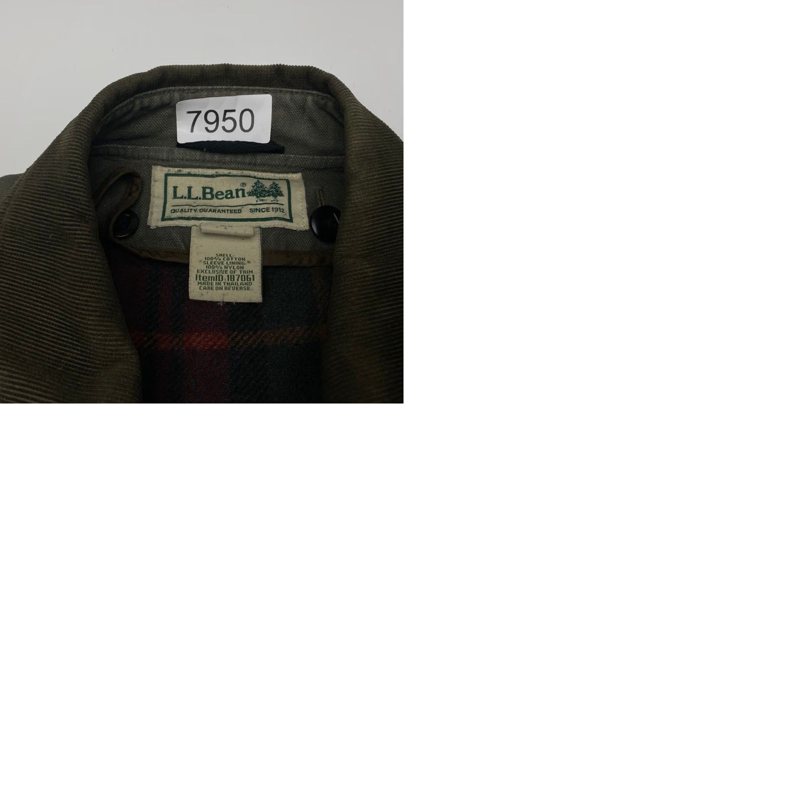 Vintage VINTAGE L.L.Bean Original Field Chore Coat Olive 187061 Removable Wool Plaid Lining 7950 XL Green Canvas Wool Regular Button Size US XL / EU 56 / 4 - 12 Thumbnail