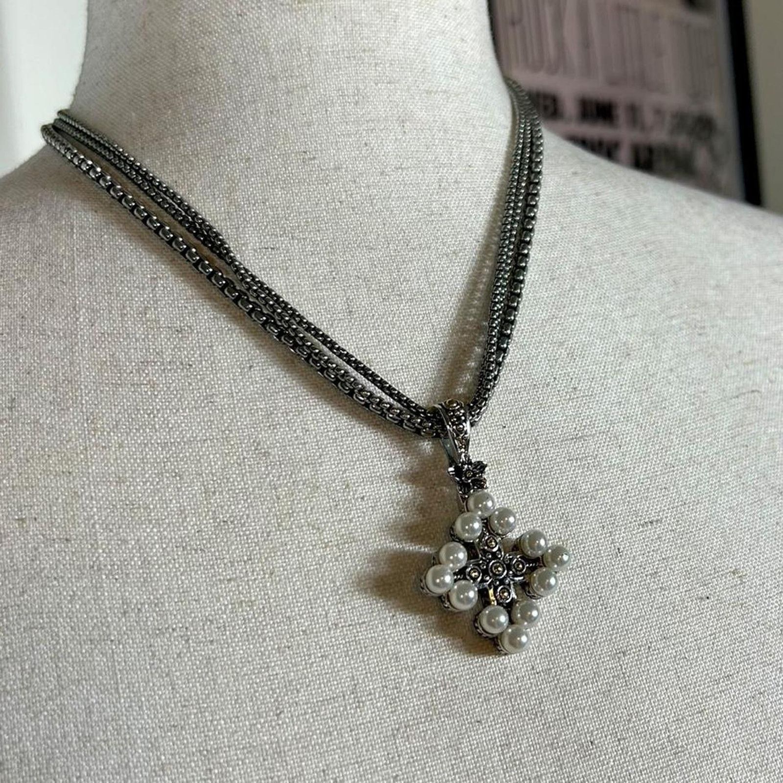 Other Silver tone Chain and Cross Necklace with Pearl Detail Size ONE SIZE - 1 Thumbnail