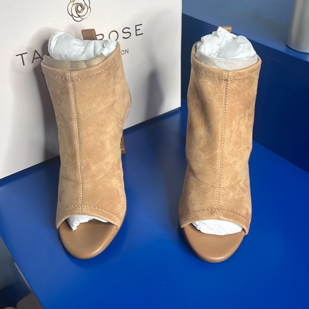 Lela Rose Nib Taryn Rose open toe suede shoes booties Helene 5.5 Size US 5.5 / IT 35.5 - 3 Thumbnail