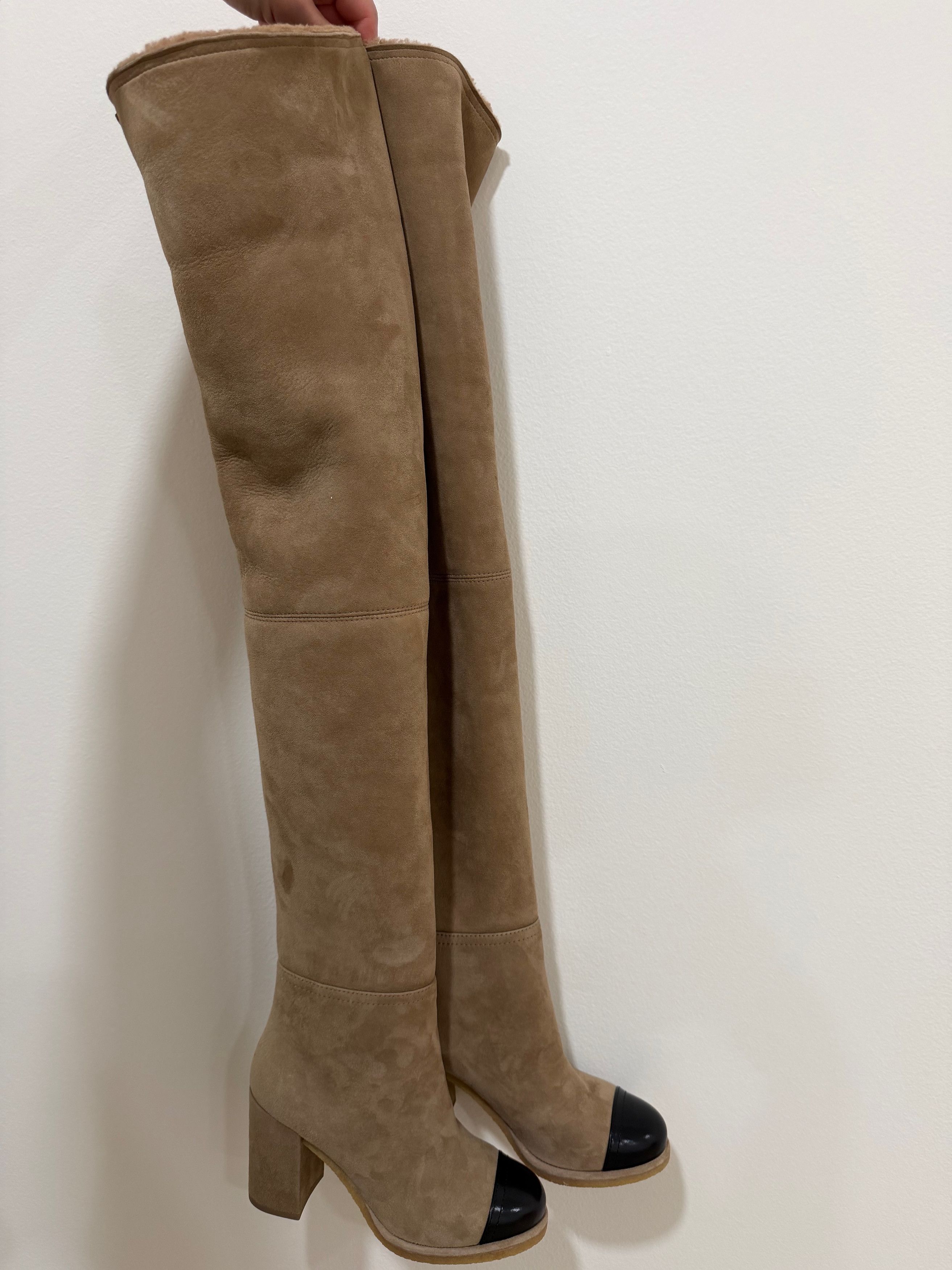 Chanel 24K Suede Shearling Fur Thigh High OTK Block Heel Boots 37 Size US 7 / IT 37 - 15 Thumbnail