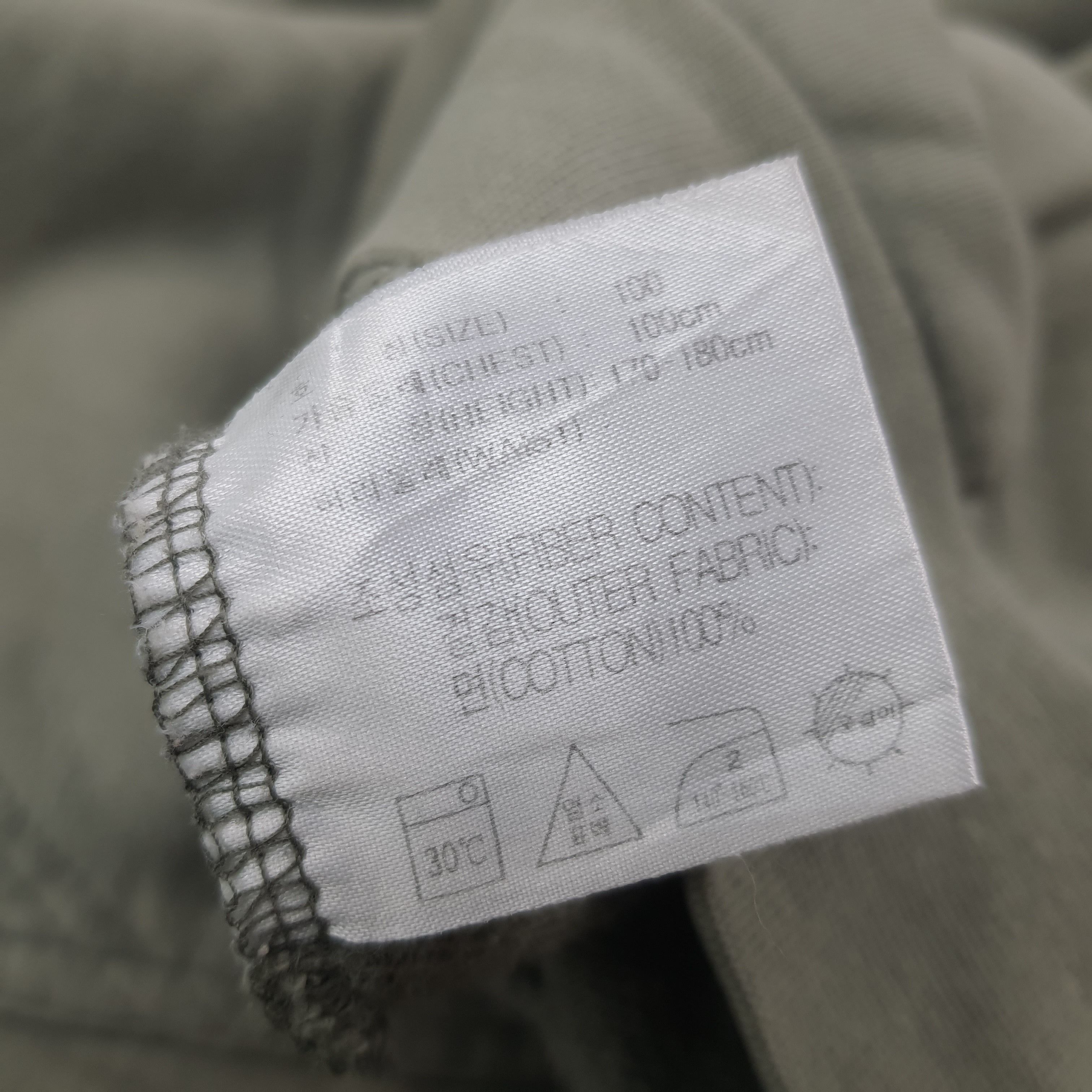 Nike × Vintage Vintage NIKE Embroidered Swoosh Hoodie C215N18 Size US L / EU 52-54 / 3 - 7 Thumbnail