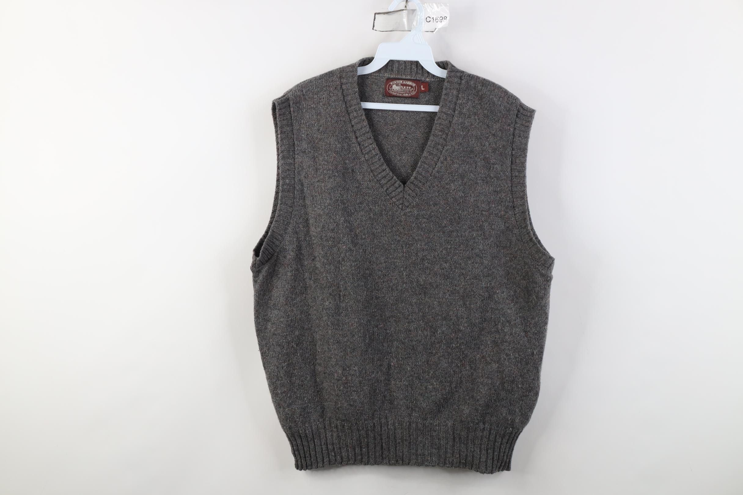 Vintage Vintage 70s Streetwear Wool V-Neck Sweater Vest Gray USA Size US L / EU 52-54 / 3 - 1 Thumbnail
