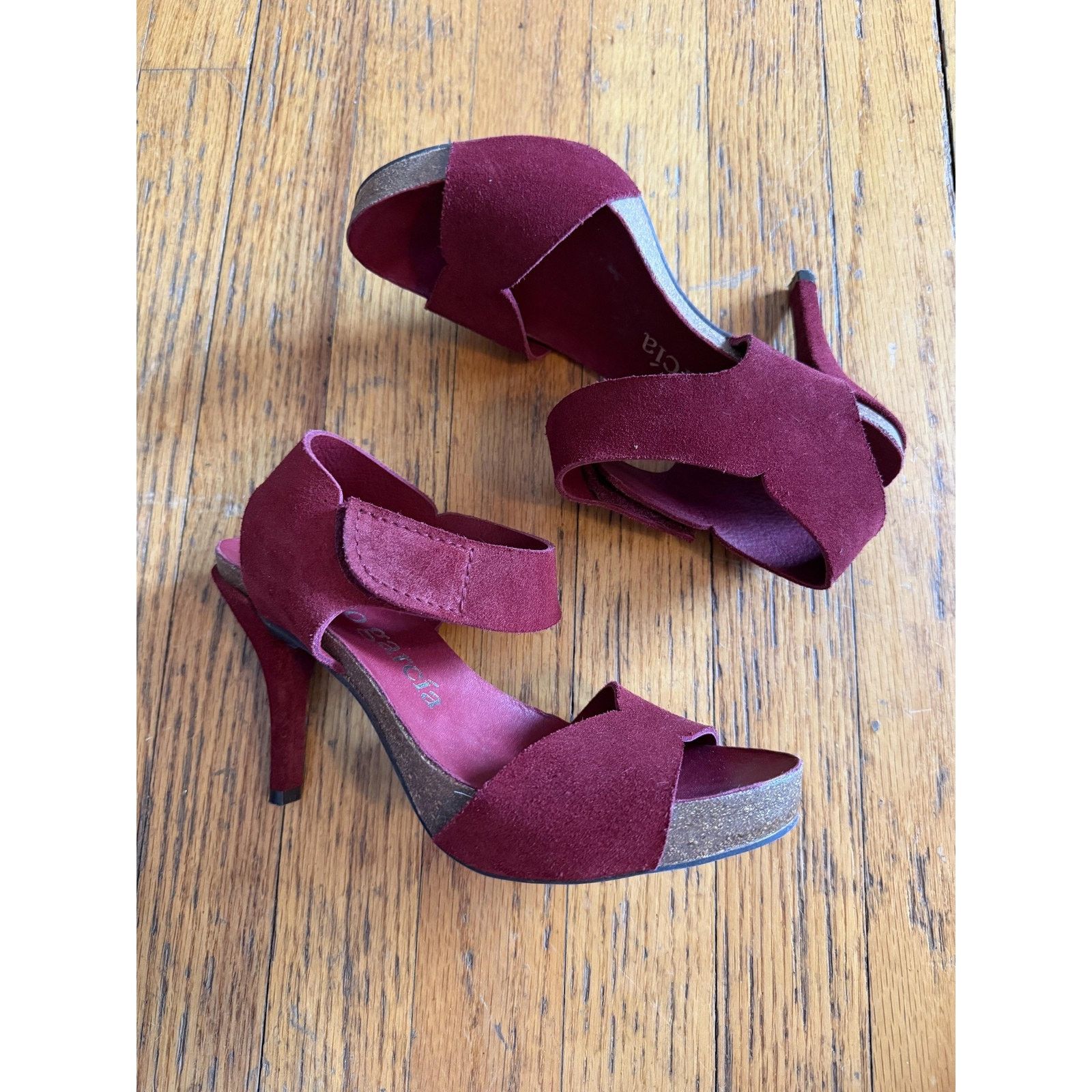 Pedro Garcia Pedro Garcia Shoes Womens Size 6.5 Red Suede Platform Size US 4 / IT 34 - 1 Thumbnail