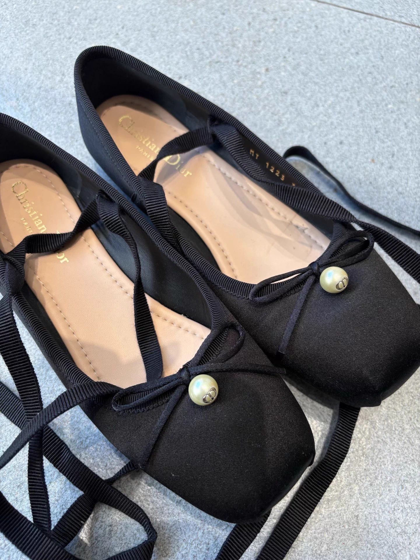 Dior Dior Black Satin Pearl Logo Bow Ballet Flats 36.5 Size US 5.5 / IT 35.5 - 3 Thumbnail