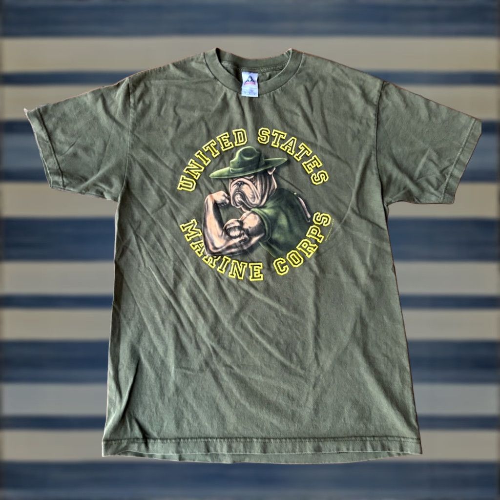 Vintage VINTAGE United States Marine Corps Bulldog T-Shirt Large Army Camouflage Cotton Alstyle Apparel & Activewear Men T-Shirt 90s Retro USA Size US L / EU 52-54 / 3 - 1 Thumbnail