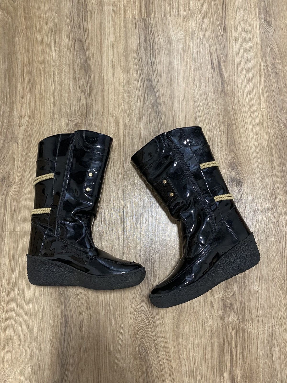 Burberry Burberry Black Patent Leather Snow Boot Size: 41 Size US 11 / IT 41 - 6 Thumbnail