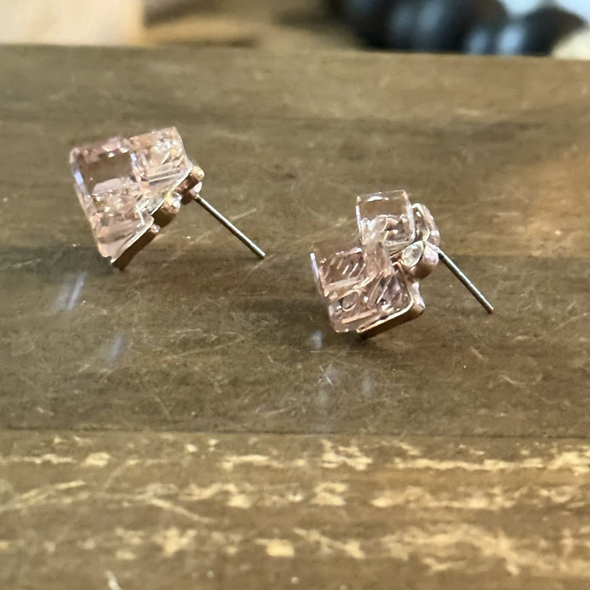 Other Champagne square crystal cube cluster stud earrings Size ONE SIZE - 4 Thumbnail