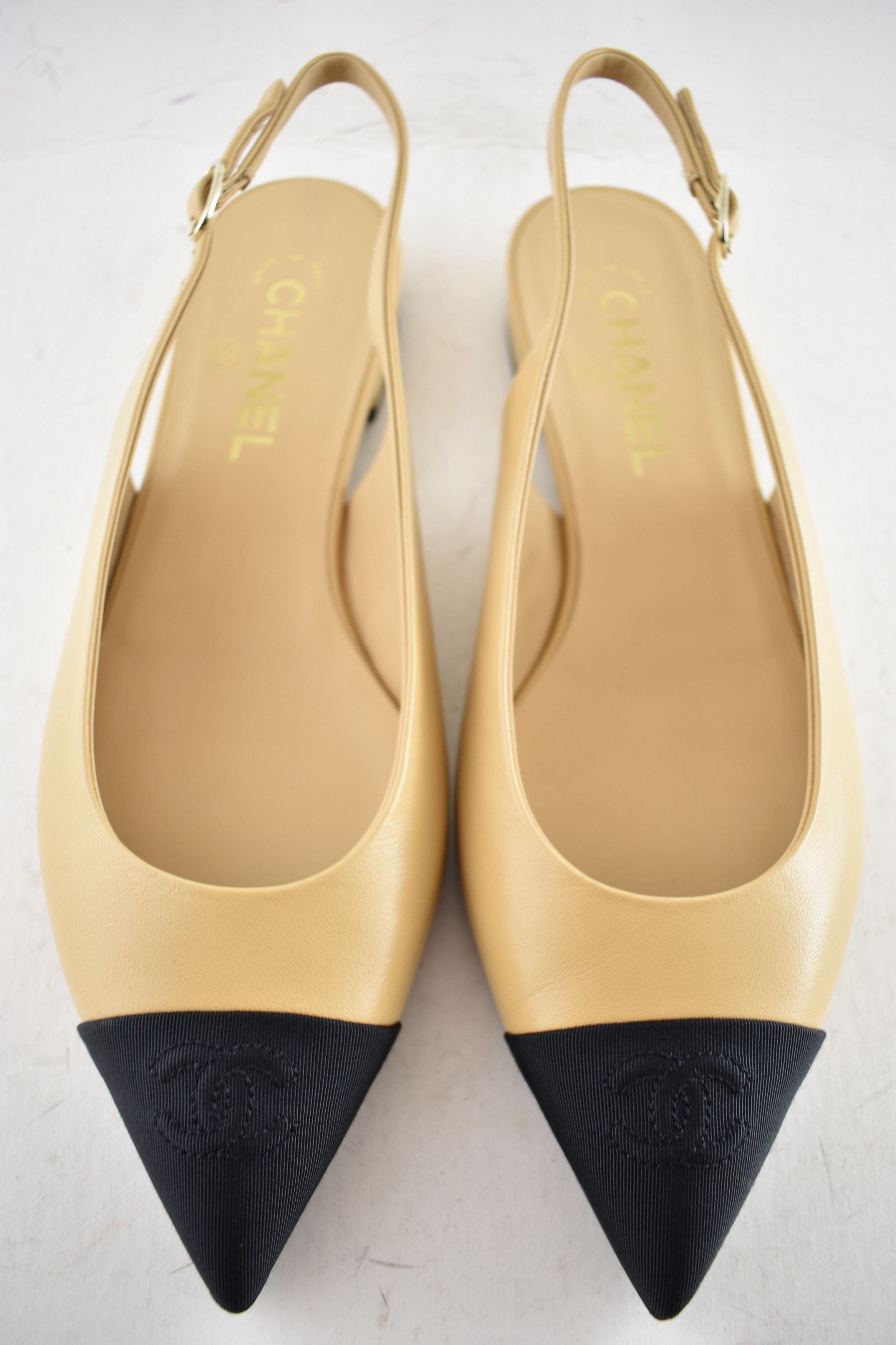Chanel Chanel 24A Black CC Logo Slingback Pointed Ballet Flat 39 Size US 9 / IT 39 - 5 Thumbnail
